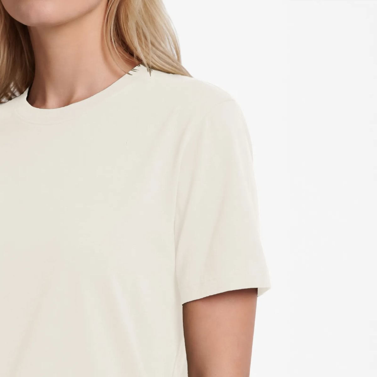 Vorbestellung: Kushel Leichtes T-Shirt Gerader Schnitt