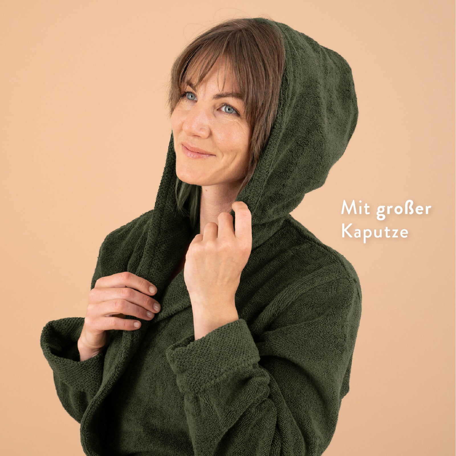 Vorbestellung - The Bathrobe