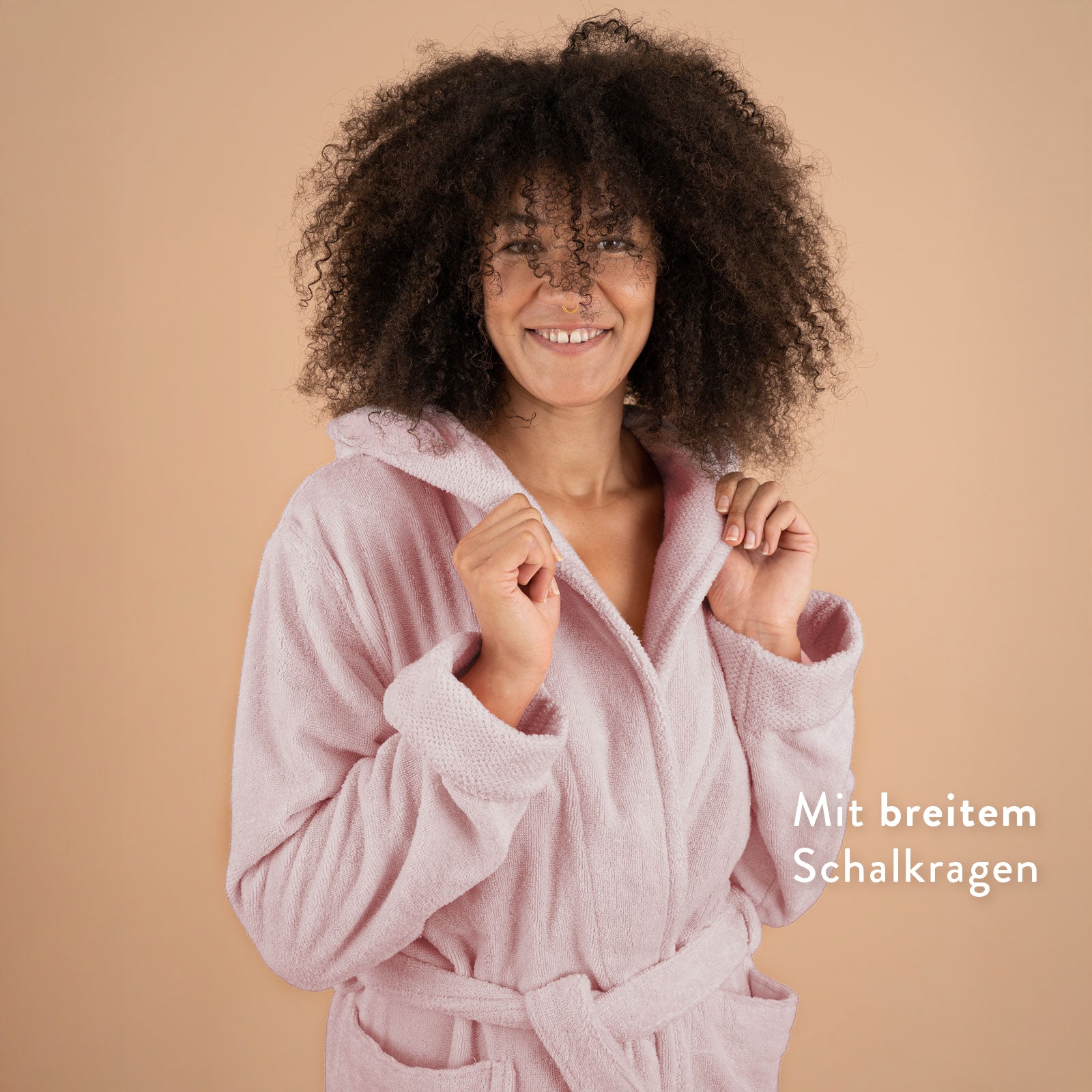 Vorbestellung - The Bathrobe