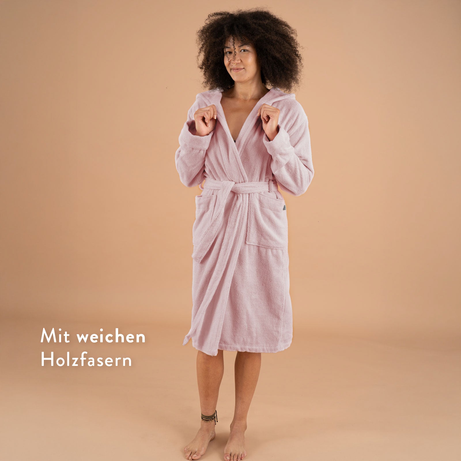 Vorbestellung - The Bathrobe