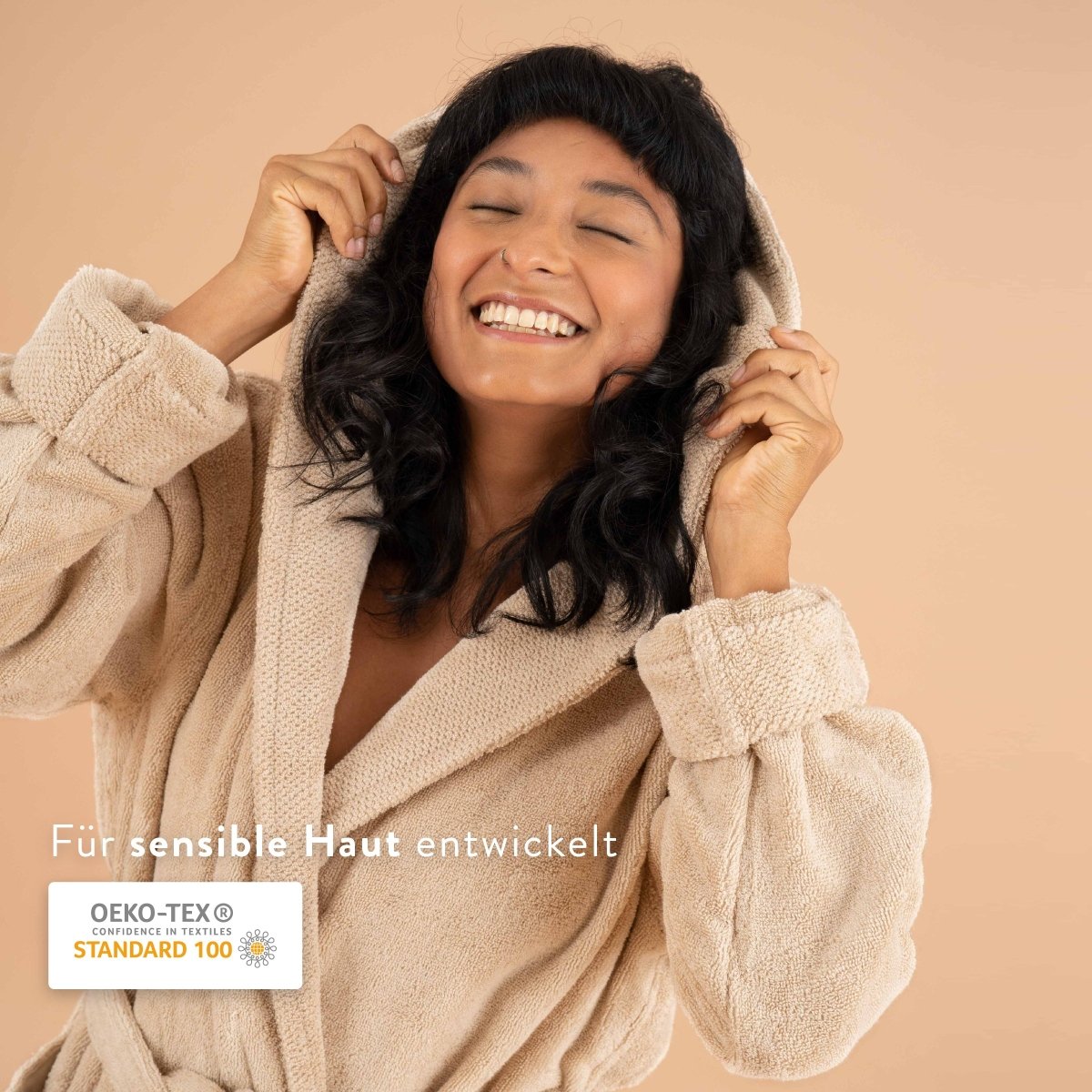 Vorbestellung - The Bathrobe