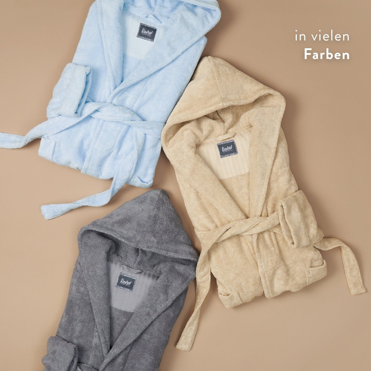 Vorbestellung - The Bathrobe