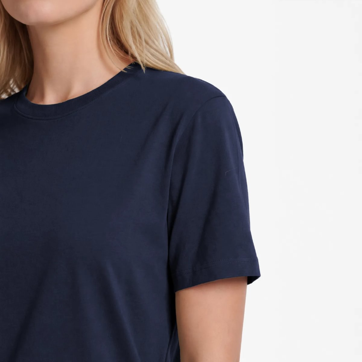 Vorbestellung: Kushel Leichtes T-Shirt Gerader Schnitt